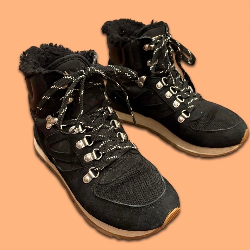 Tretorn Lily 3 Weather Resistant-Boots Size US 8/39